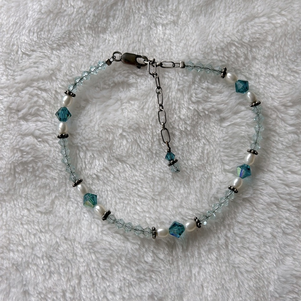 Ankle bracelet adjustable